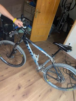 Bicicleta BH buen estado con marchas y freno disco