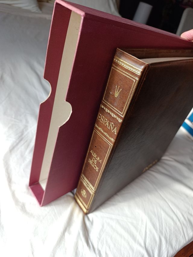 Sellos España Álbum 1965-1975