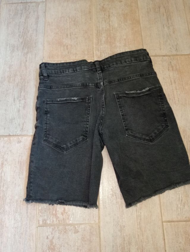 Vaqueros cortos negros