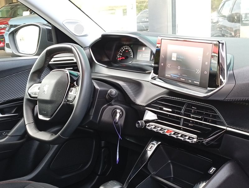 Peugeot 2008 2022, foto 9