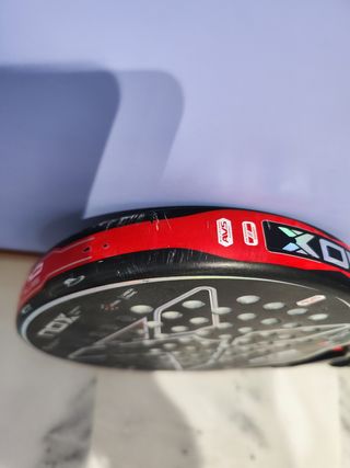 Pala NOX AT10 Genius 18K Agustín Tapia