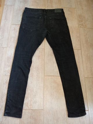 Vaqueros largos negros