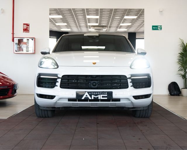 Porsche Cayenne 2022