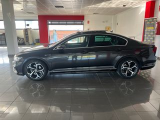 Volkswagen Passat rline 2.0 tdi 150cv