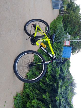 Bicicleta de Montaña BEGOOD Amarilla