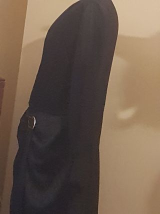 Elegante vestido de fiesta negro