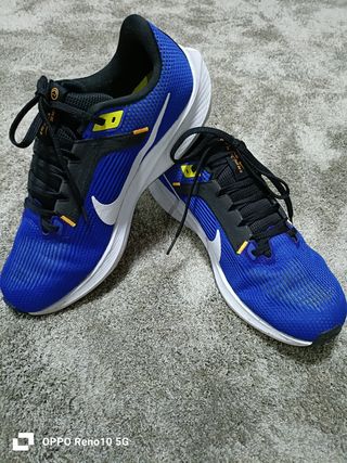 Zapatillas Nike Azules y Blancas