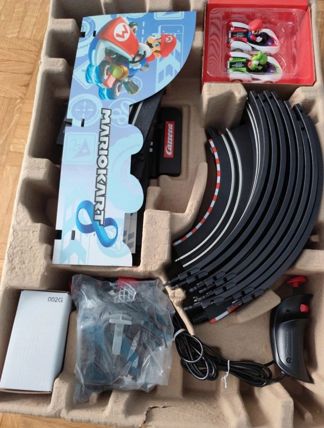 Carrera GO!!! Mario Kart Slot Racing System
