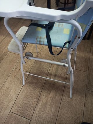 Trona de bebé plegable