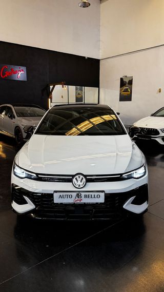 Volkswagen Golf Sport GTI 2025