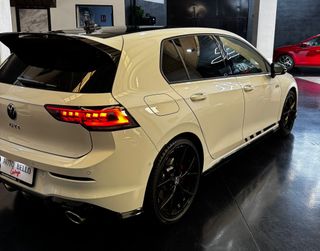 Volkswagen Golf Sport GTI 2025