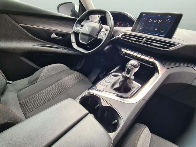 Peugeot 5008 BlueHDI 130cv. ACTIVE PACK