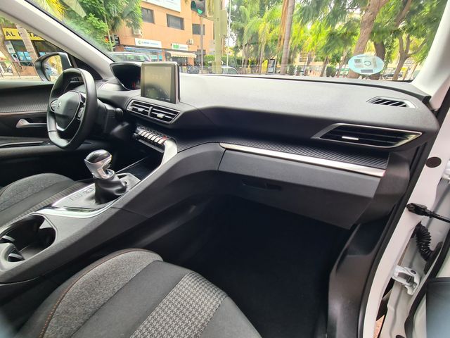 Peugeot 5008 BlueHDI 130cv. ACTIVE PACK