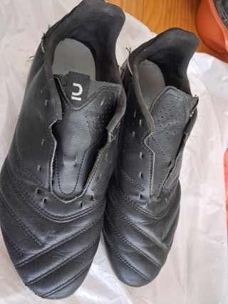 Botas de fútbol Kipsta T40 Negras