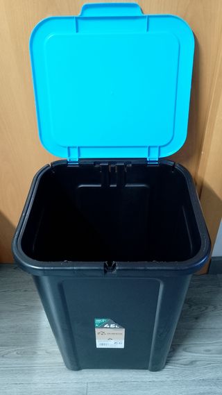 Cubo de reciclaje 45L azul y negro