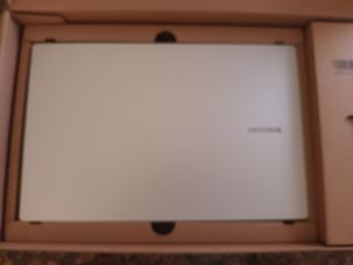 Portátil Samsung Galaxy Book2