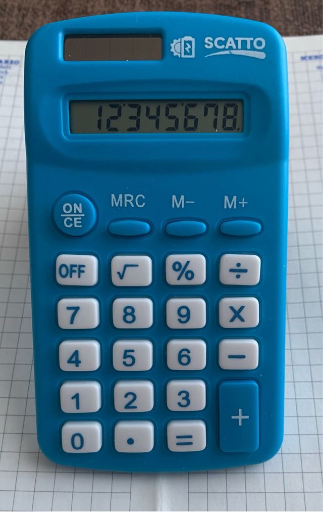 Calcolatrice tascabile solare/batteria.