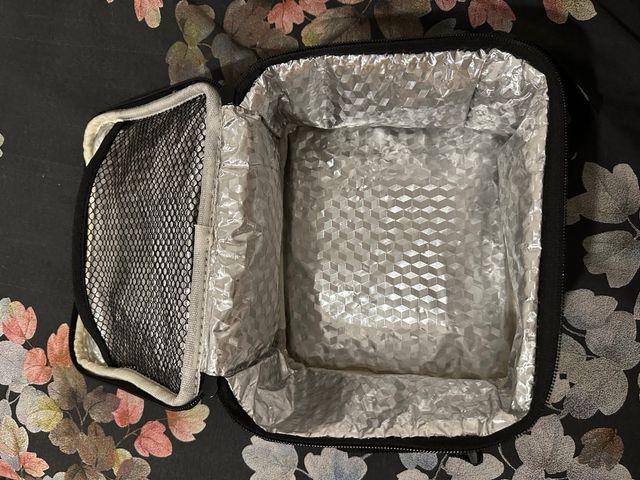 Lonchera o fiambrera Térmica y Plateada