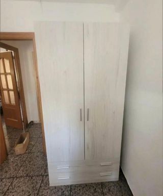 Armarios de 2 Puertas Nuevos! en 3 COLORES!