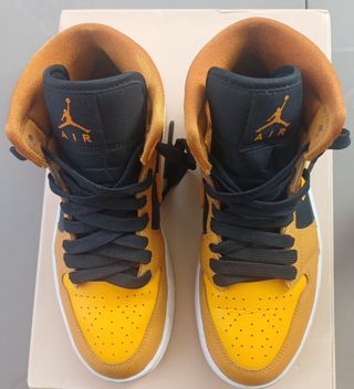 Scarpe Jordan Giallo/Nero