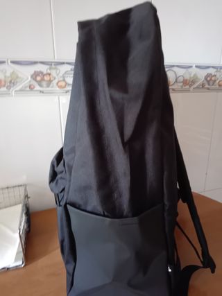 Mochila Adidas Negra Logo Dorado