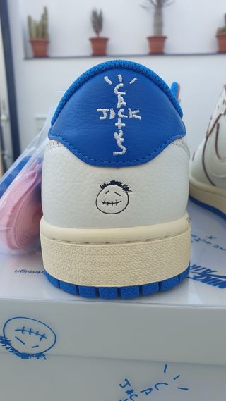 Nike Jordan 1 x Travis Scott x Fragment