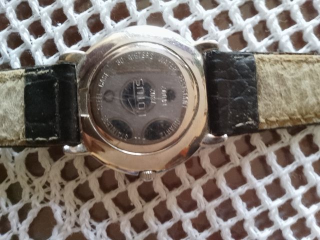 Reloj Lotus Clásico Esfera Blanca Correa Piel