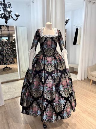 Traje de Fallera Siglo XVIII Negro