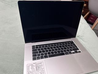 MacBook Pro 16 2019 