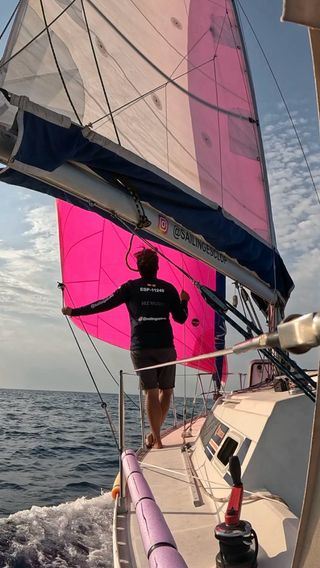 Gennaker rosa velero 8m