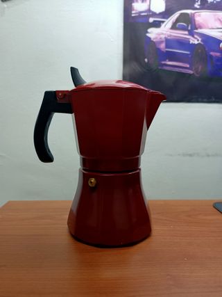 Cafetera italiana roja