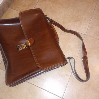 Maletín cuero marrón retro