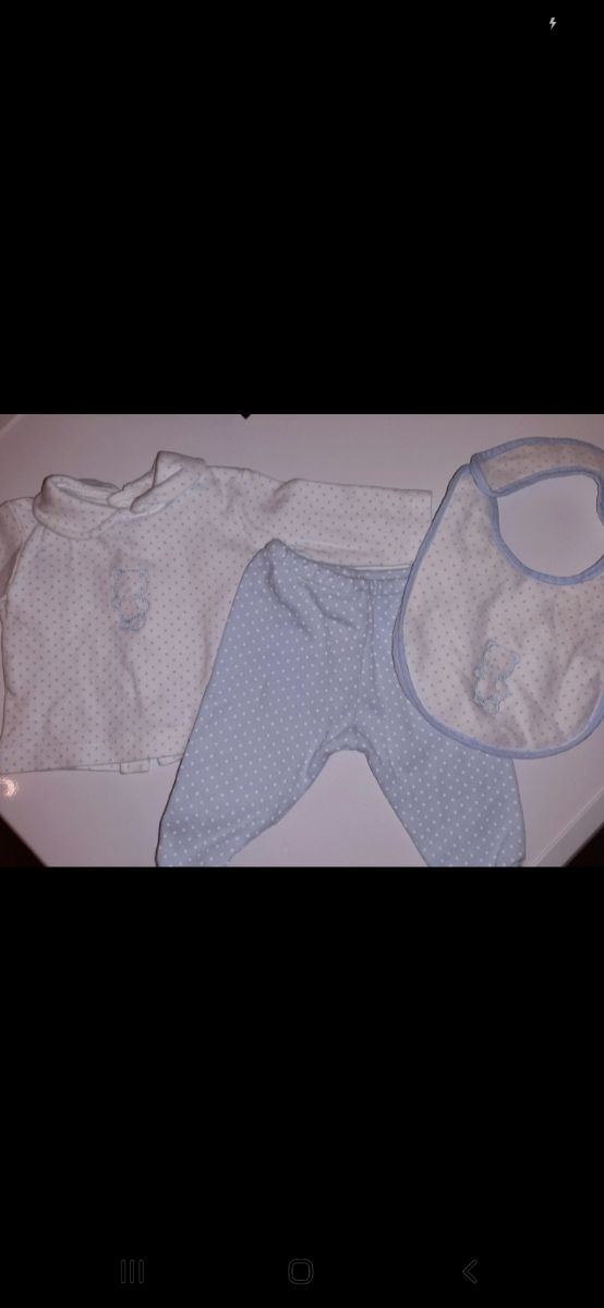 Lote 0m pijamas, bodies y calcetines