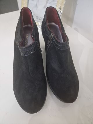 Botines de mujer negros en perfecto estado