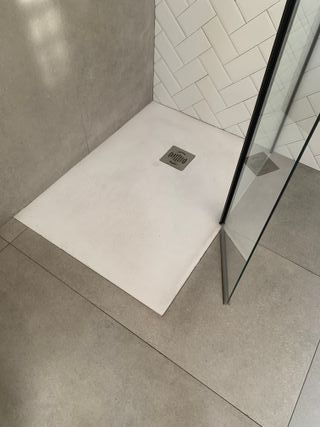 Platos de ducha resina antideslizante medidas 