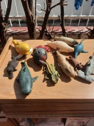 Giocattoli in gomma animali assortiti. 25 pezzi