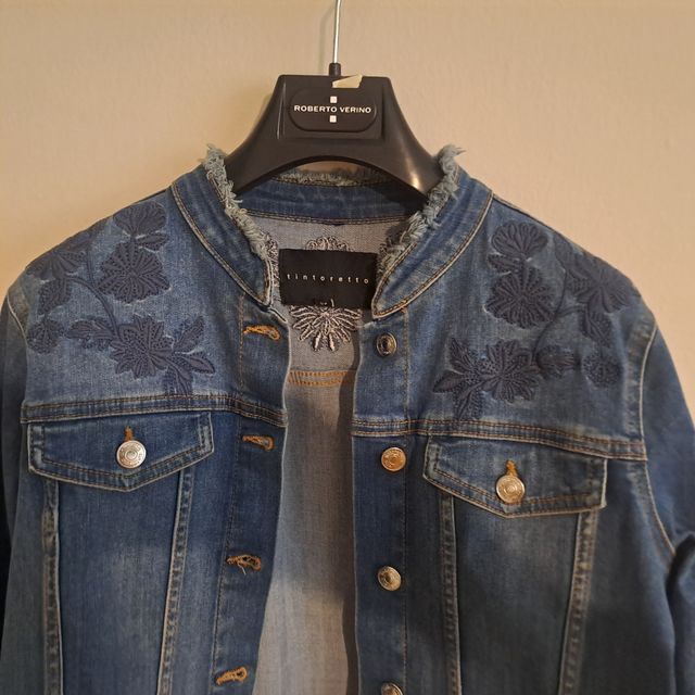 Cazadora vaquera Tintoretto bordada