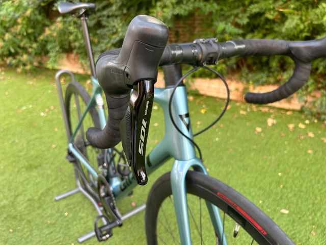 Giant TCR Pro 1 M/L 105 DI2