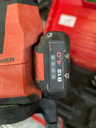 Nivel Láser HILTI PM 40 MG + 2 Baterías