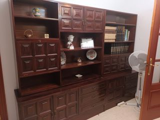 Mueble de salón de madera