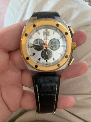 Reloj Jaguar Cronógrafo Dorado y Negro