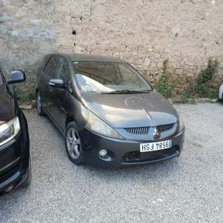 Mitsubishi Grandis 2007