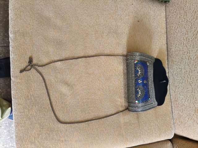 Bolso Clutch Sfera Mosaico Azul Metálico