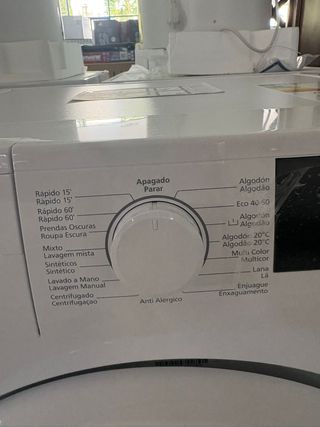 LAVADORA 8 KG 265€