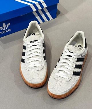 Zapatillas Adidas Beige/Blanco Unisex