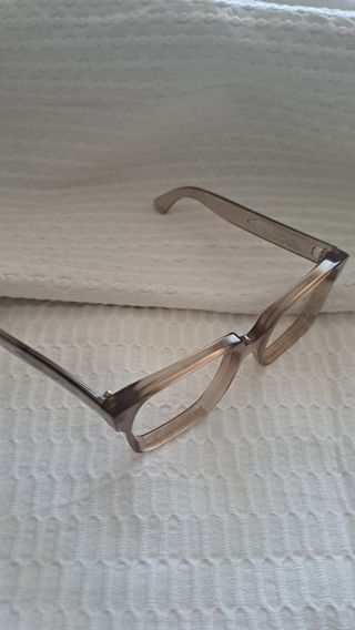 Montura gafas pasta marrón y gris.