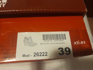 Botín negro tacón cuña