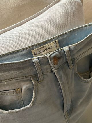 Pantalón Vaquero Stradivarius Talla 34