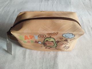 Neceser Capibara Kawaii