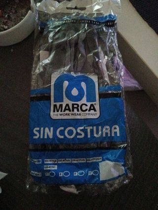 Guantes de nitrilo MARCA SIN COSTURA Sin abrir